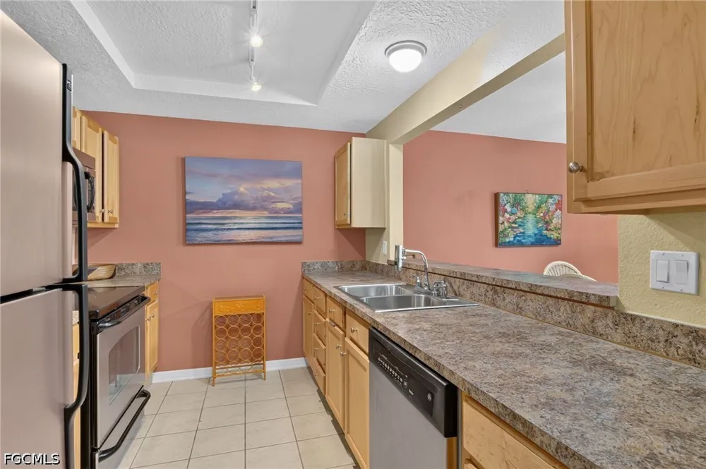 Key Drive #6 North Fort Myers, FL 33903