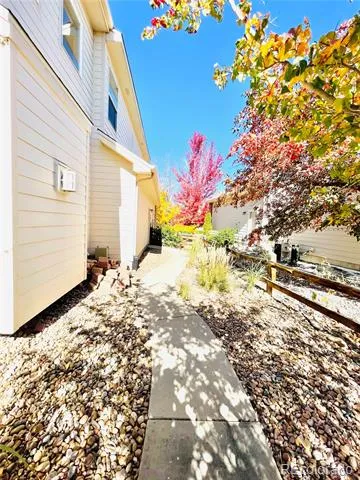 16866 E Peakview Avenue Aurora, CO 80016