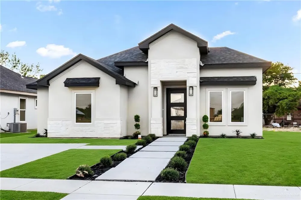 1901 Alisson Street Alton, TX 78573