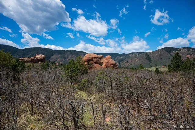 6128 Columbine Court Larkspur, CO 80118