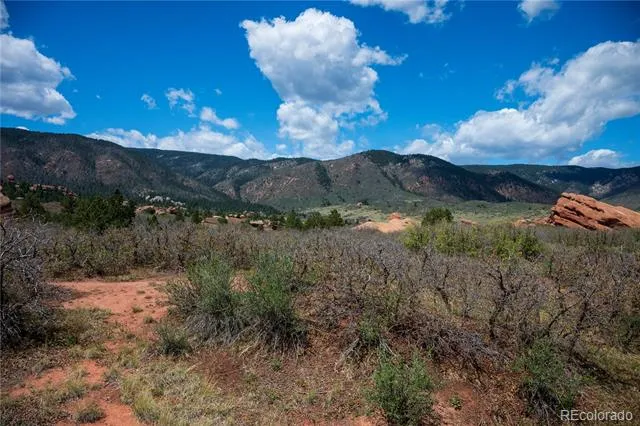 6128 Columbine Court Larkspur, CO 80118
