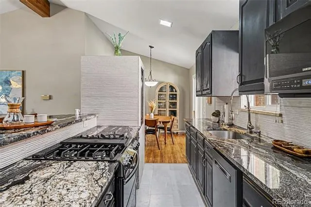 10215 W 17th Place Lakewood, CO 80215