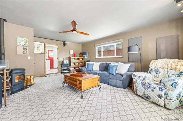 10215 W 17th Place Lakewood, CO 80215