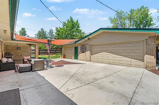 10215 W 17th Place Lakewood, CO 80215