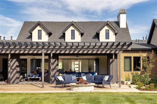 6816 Goldbranch Drive Niwot, CO 80503