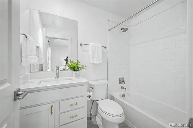2046 S Holly Street #1 Denver, CO 80222