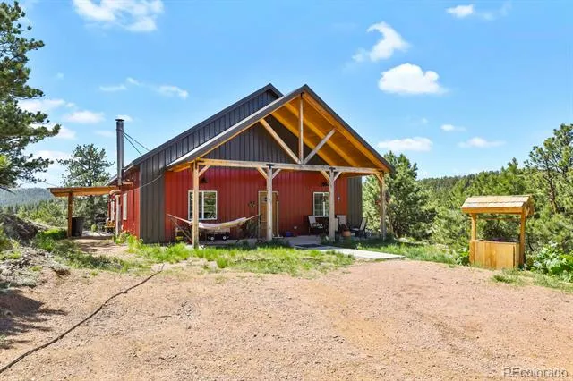 150 Julia Road Guffey, CO 80820
