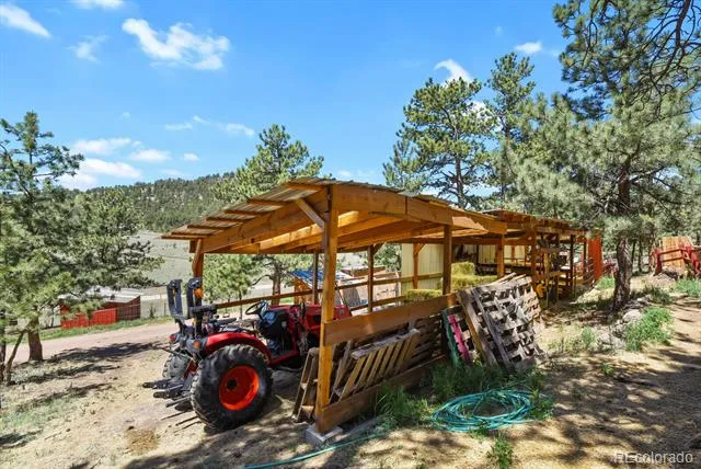 150 Julia Road Guffey, CO 80820