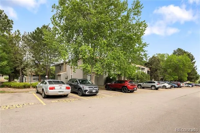 907 S Yampa Street #103 Aurora, CO 80017