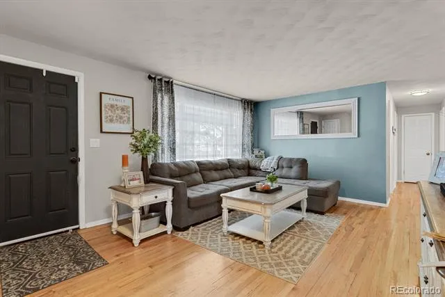 7232 S Broadway Centennial, CO 80122