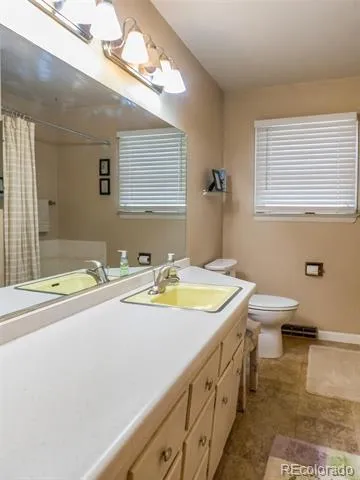 10 Oxford Street Pueblo, CO 81005