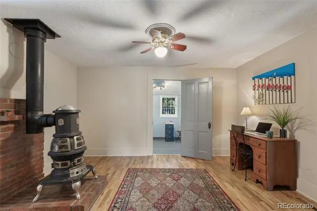 215 Washington Avenue Manitou Springs, CO 80829