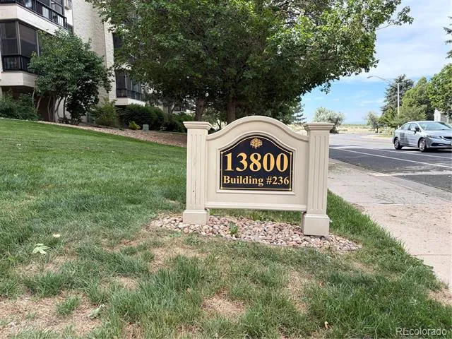 13800 E Marina Drive #102 Aurora, CO 80014