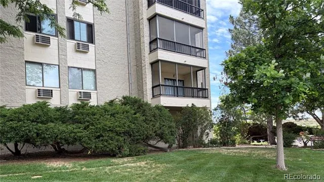 13800 E Marina Drive #102 Aurora, CO 80014