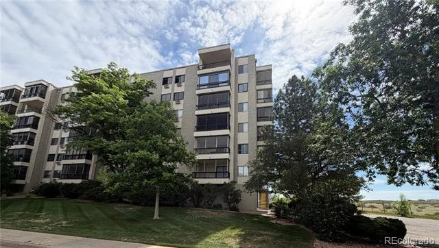 13800 E Marina Drive #102 Aurora, CO 80014