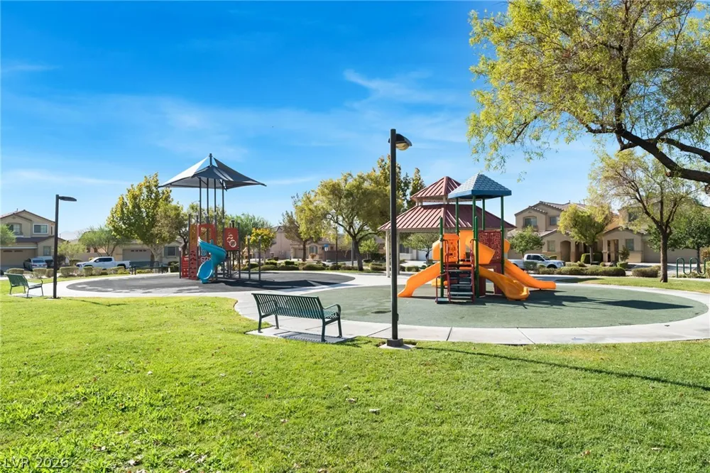 5537 Punto Del Castello Court North Las Vegas, NV 89081
