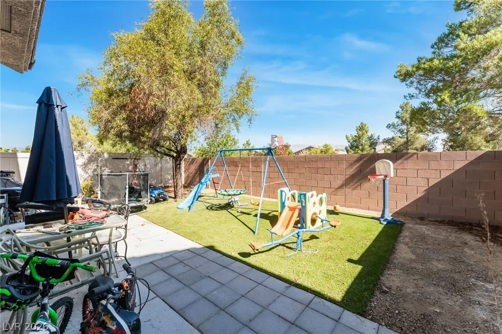 5537 Punto Del Castello Court North Las Vegas, NV 89081
