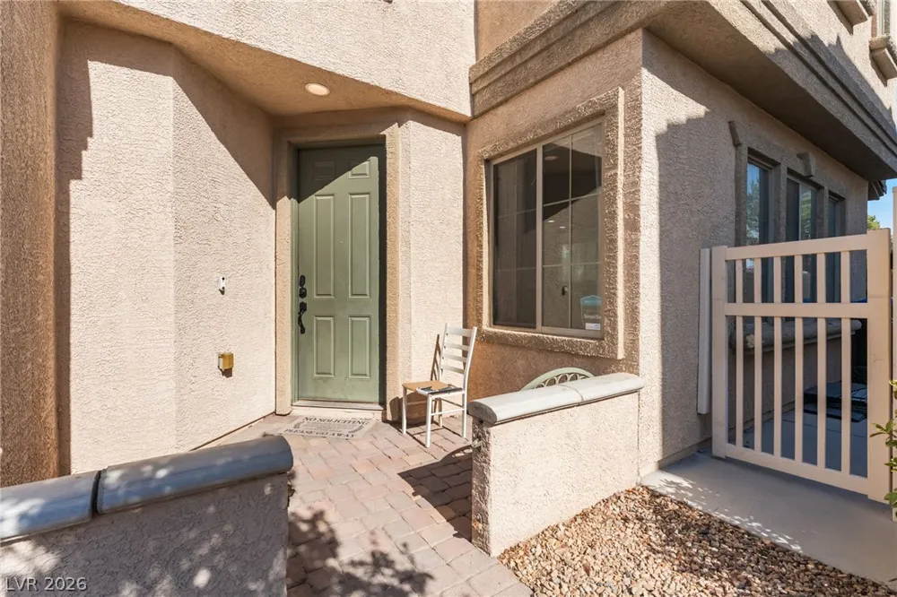 5537 Punto Del Castello Court North Las Vegas, NV 89081