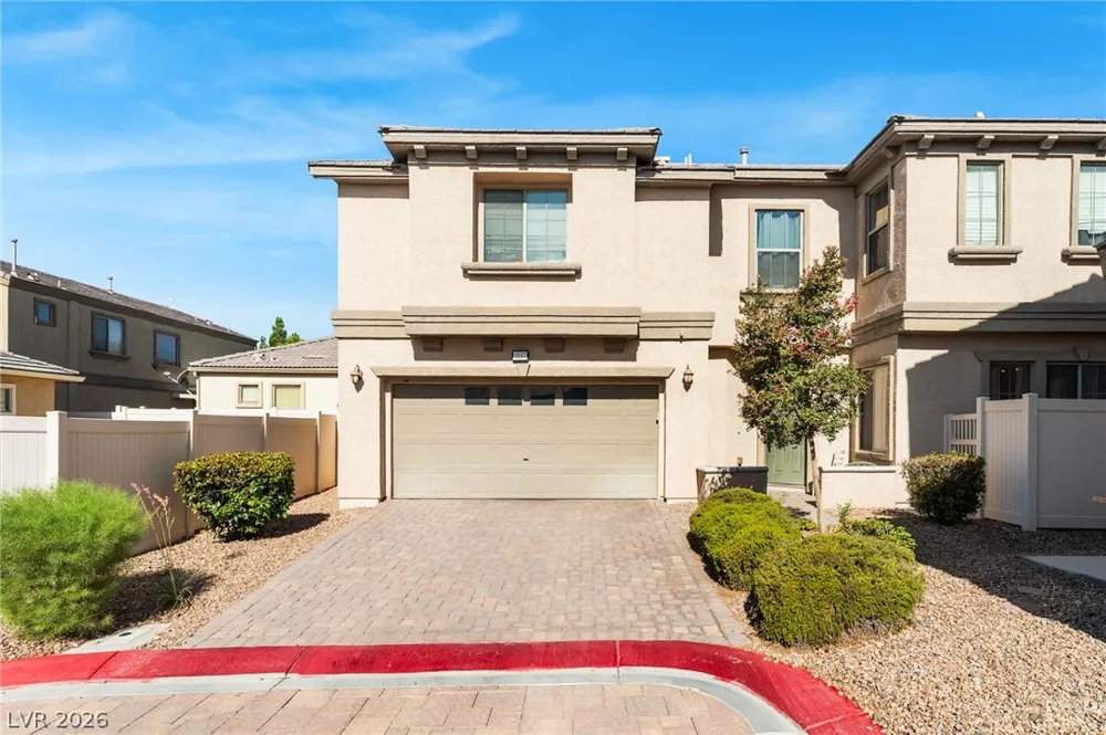 5537 Punto Del Castello Court North Las Vegas, NV 89081