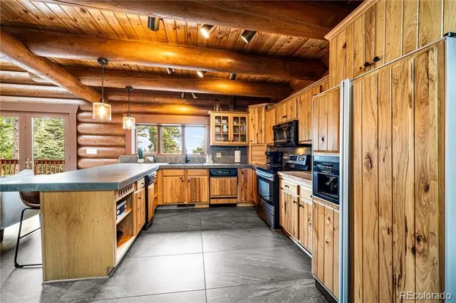 1614 Chalice Drive Westcliffe, CO 81252