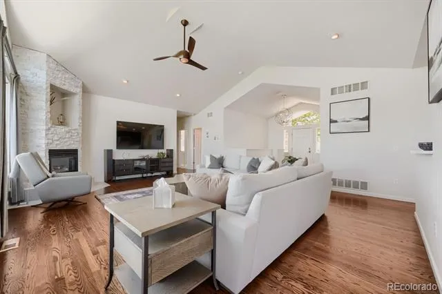 21037 E Nichols Parkway Aurora, CO 80016