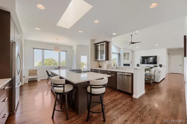21037 E Nichols Parkway Aurora, CO 80016