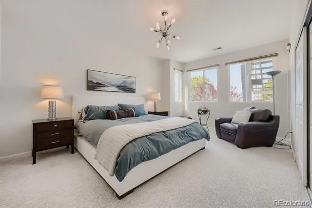 21037 E Nichols Parkway Aurora, CO 80016