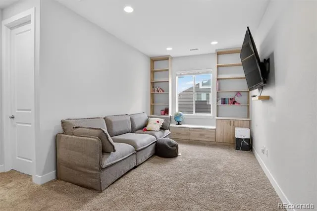 17577 W 87th Avenue Arvada, CO 80007