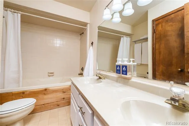 62927 US Highway 40 #202/204 Granby, CO 80446