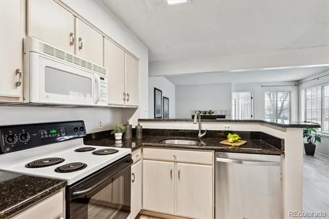 4804 E Kentucky Avenue #D Denver, CO 80246