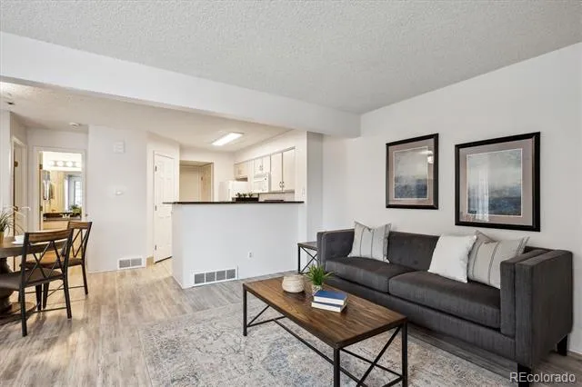 4804 E Kentucky Avenue #D Denver, CO 80246