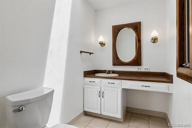 9755 Bay Lane Castle Rock, CO 80108