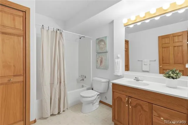 90 Riggs Road Westcliffe, CO 81252