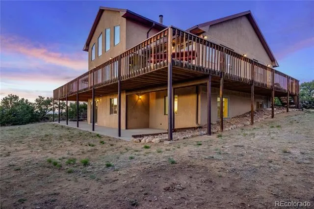 90 Riggs Road Westcliffe, CO 81252