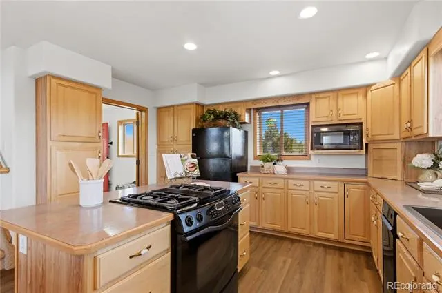 90 Riggs Road Westcliffe, CO 81252