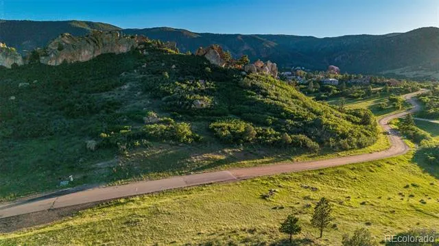 5814 Country Club Drive Larkspur, CO 80118