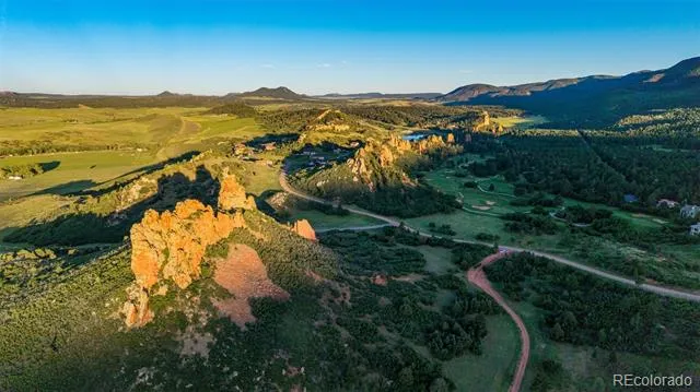 5814 Country Club Drive Larkspur, CO 80118