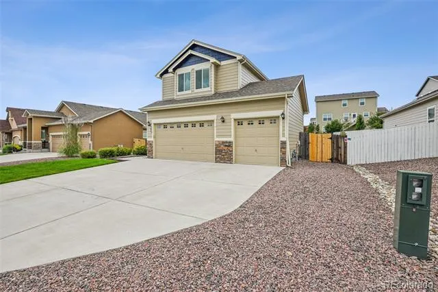 7504 Bonterra Lane Colorado Springs, CO 80925
