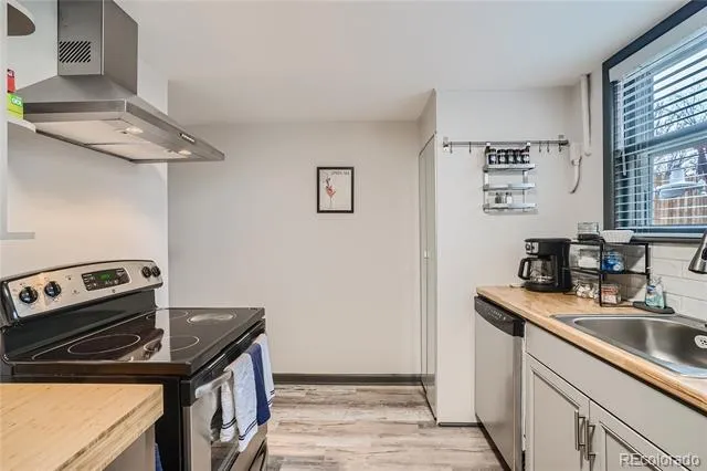 3500 Wyandot Street Denver, CO 80211
