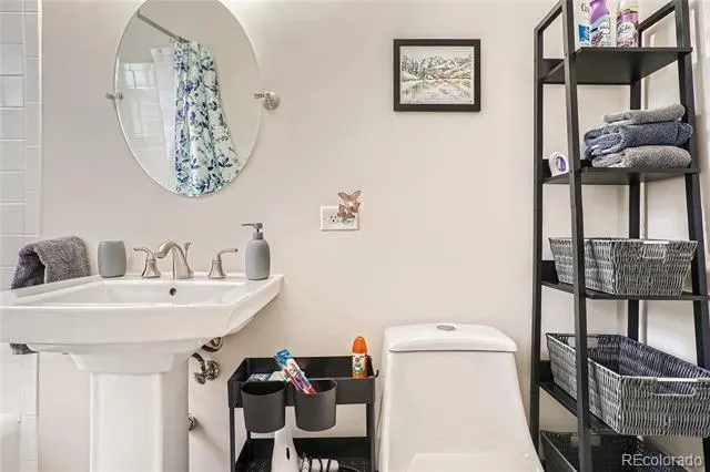 3500 Wyandot Street Denver, CO 80211