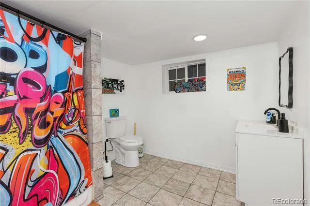 5425 Columbine Lane Denver, CO 80221