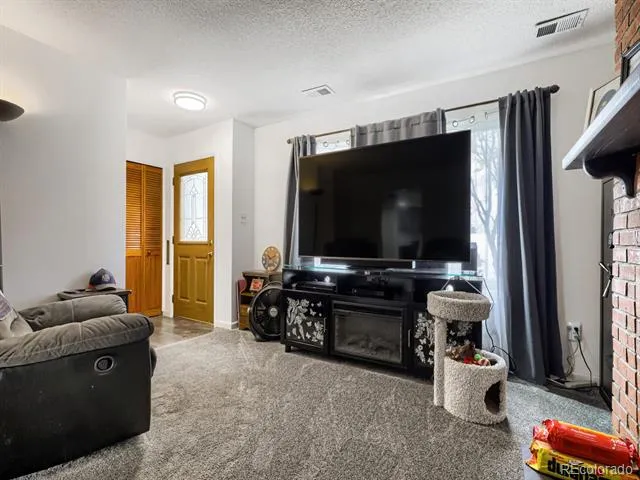 8763 Santa Fe Drive Thornton, CO 80260