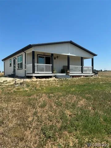24074 Emerald Trail Deer Trail, CO 80105