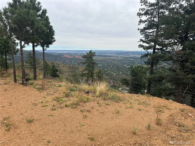 201 Founders Place Manitou Springs, CO 80829