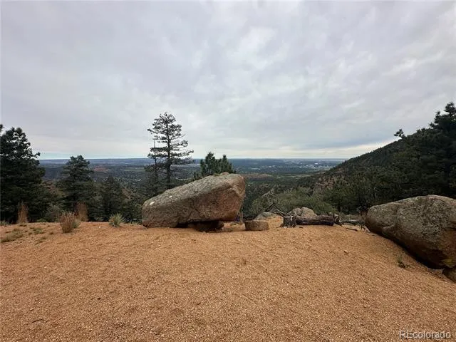 201 Founders Place Manitou Springs, CO 80829