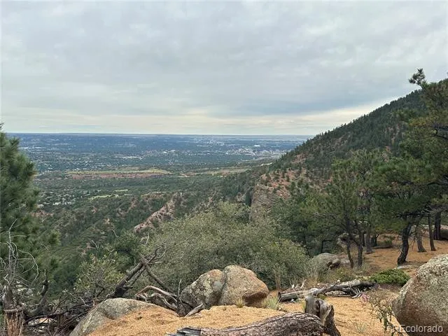 201 Founders Place Manitou Springs, CO 80829