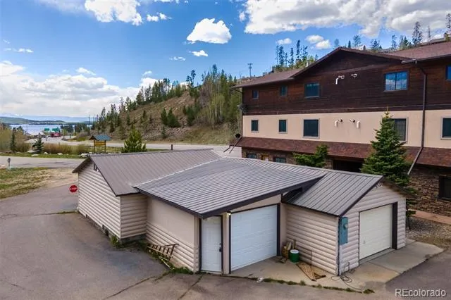 105 Lake Avenue Grand Lake, CO 80447