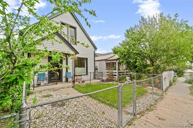 3233 Marion Street Denver, CO 80205