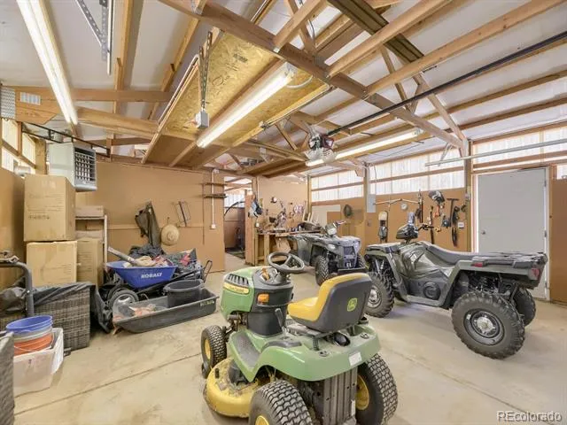 8690 Lariat Loop Elizabeth, CO 80107