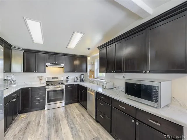 8690 Lariat Loop Elizabeth, CO 80107